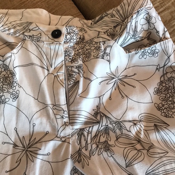 Summer black & white - Picture 2 of 3